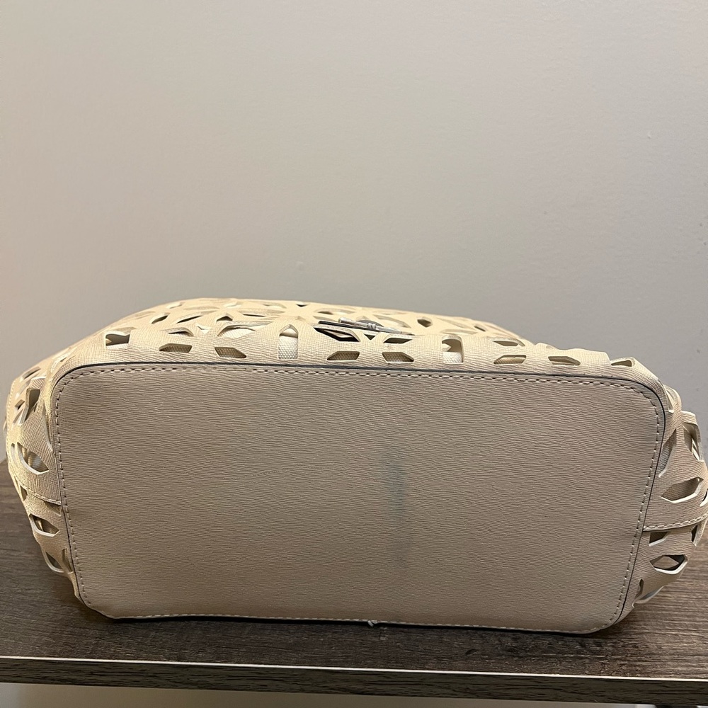 Catherine Malandrino Cream and Pink Cut-Out Tote with interior removable pouch - Picture 5 of 11